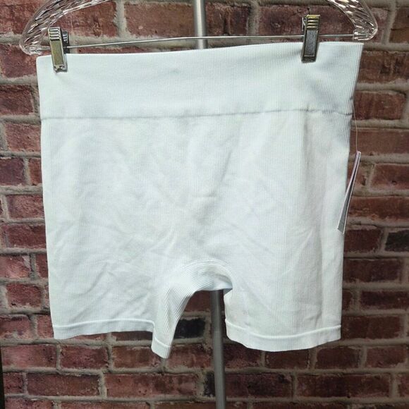 wild fable Pants - Wild Fable Light Aqua Ribbed Bike Shorts XL Seamless High Waist Slim Fit Pull-On